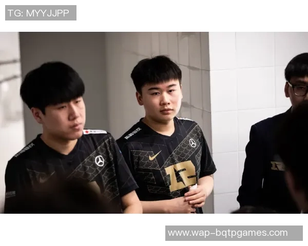 和平精英EDG战术解析中路突破体系与S15电竞比分深度剖析 和平精英EDG战术解析中路突破体系与S15电竞比分深度剖析